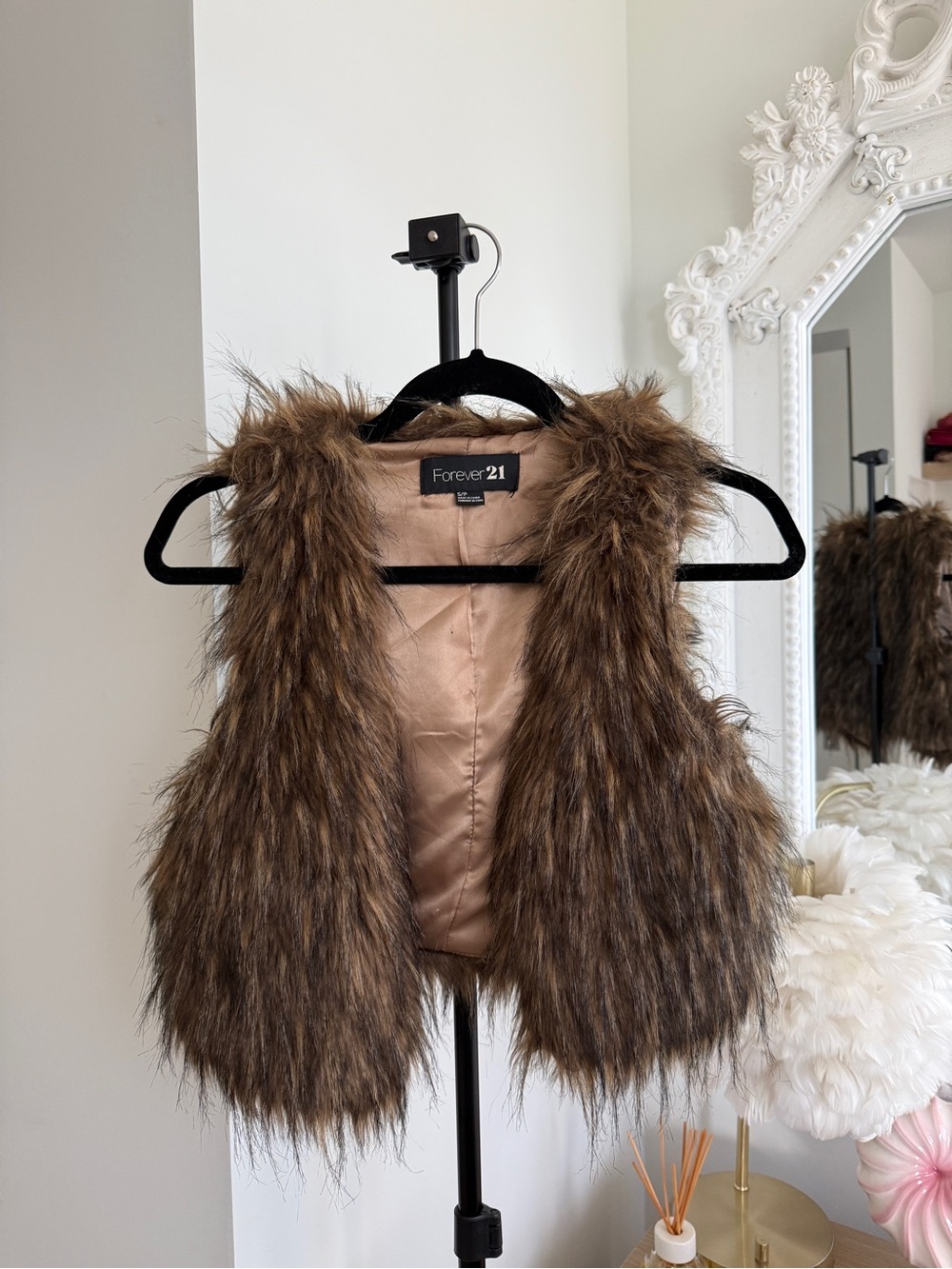 Cropped Brown Faux Fur Vest - Forever 21